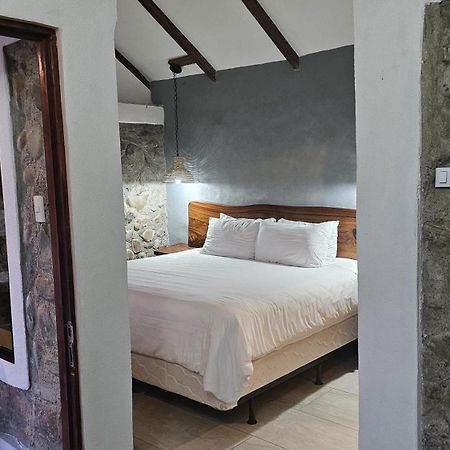Karahe Beach Hotel Manuel Antonio Esterno foto