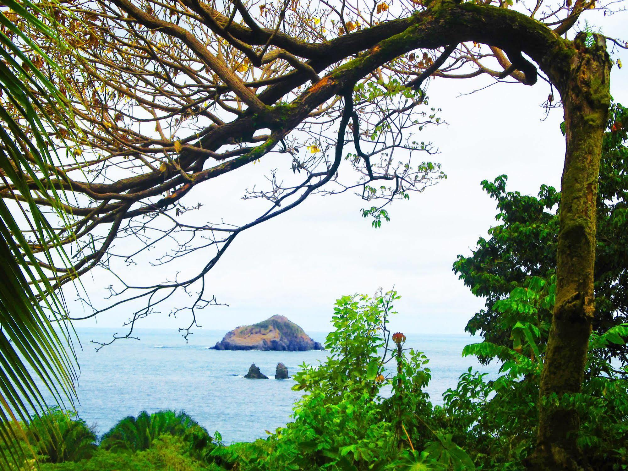 Karahe Beach Hotel Manuel Antonio Esterno foto