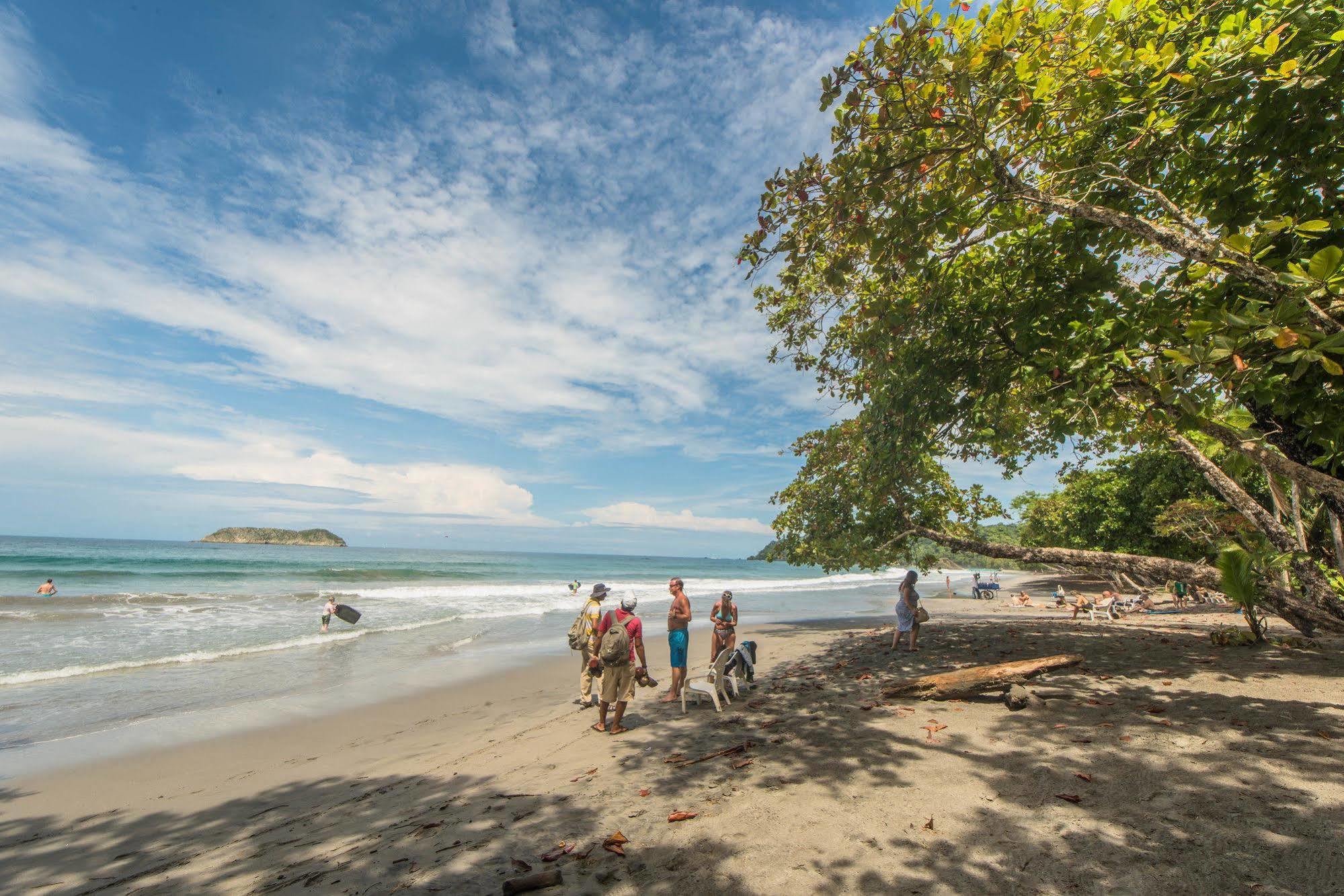 Karahe Beach Hotel Manuel Antonio Esterno foto