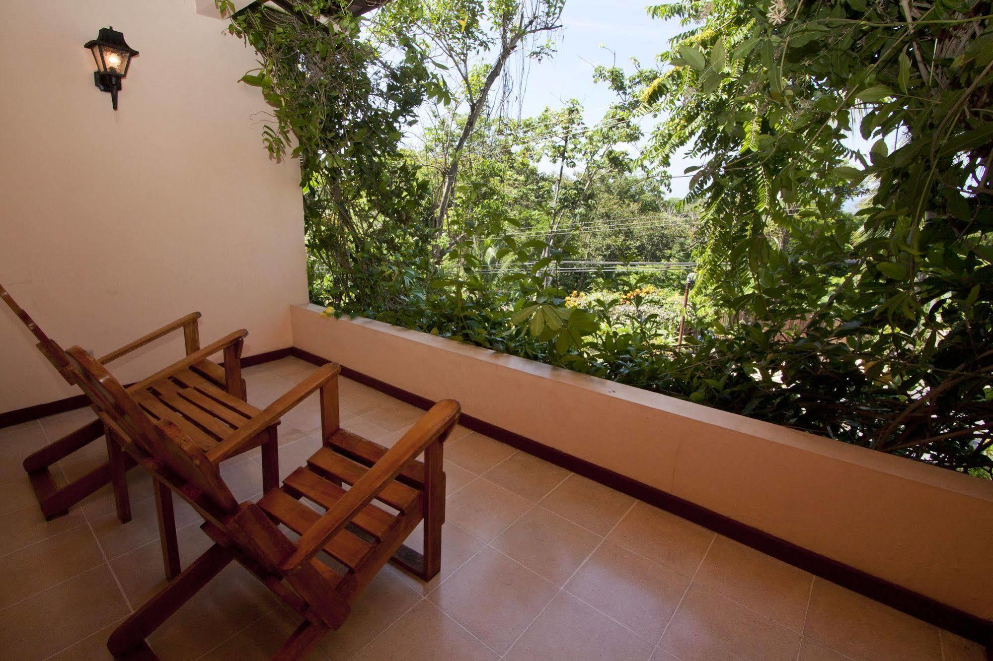 Karahe Beach Hotel Manuel Antonio Esterno foto